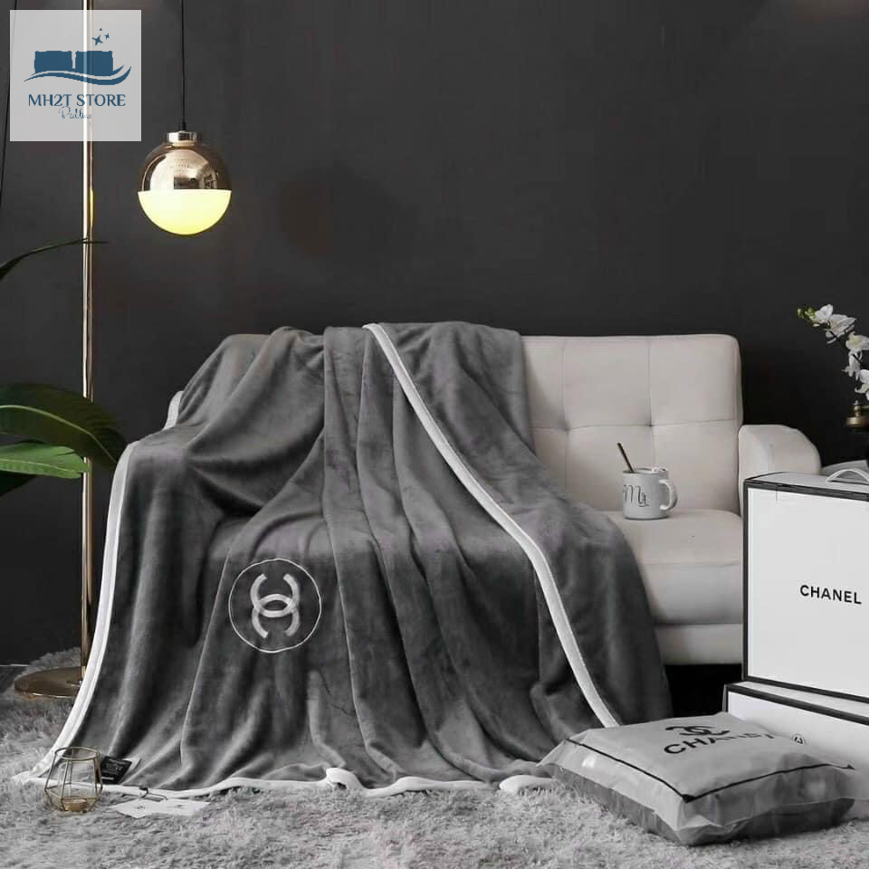 Chăn nỉ nhung thương hiệu Chanel 1m5*2mcó hộp đi kèm MH2T STORE