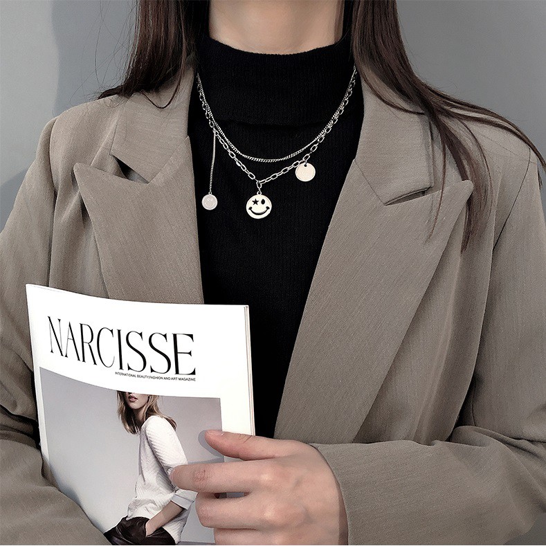 Vòng cổ họa tiết icon mặt cười kèm tua rua siêu hot VC65 | BigBuy360 - bigbuy360.vn