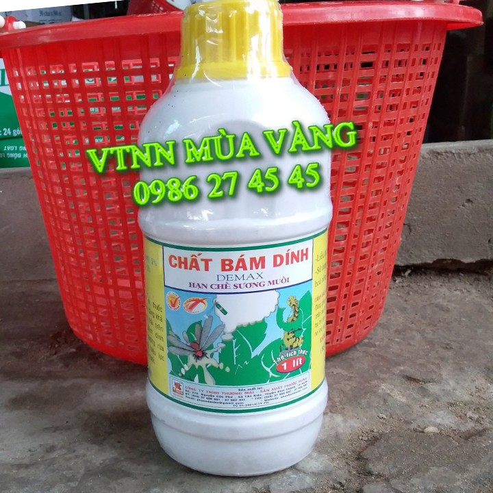 Chất BÁM DÍNH DEMAX dùng pha chung với thốc BVTV để tăng độ bám dính thuốc chai 1 lít