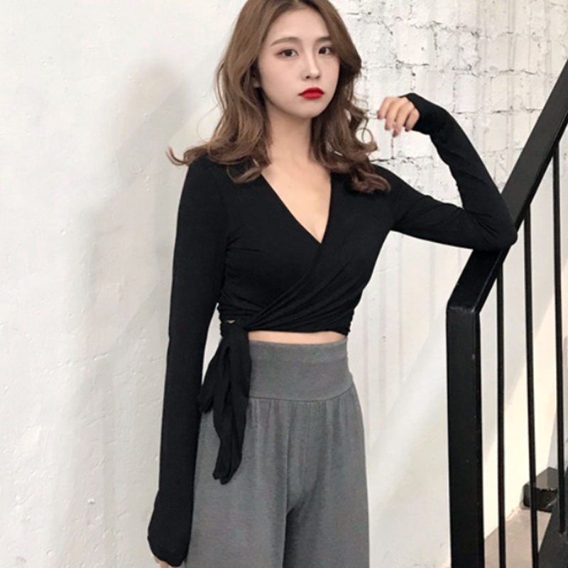 Áo Thun Lửng Cổ V Đan Dây Quyến Rũ Dành Cho Nữ