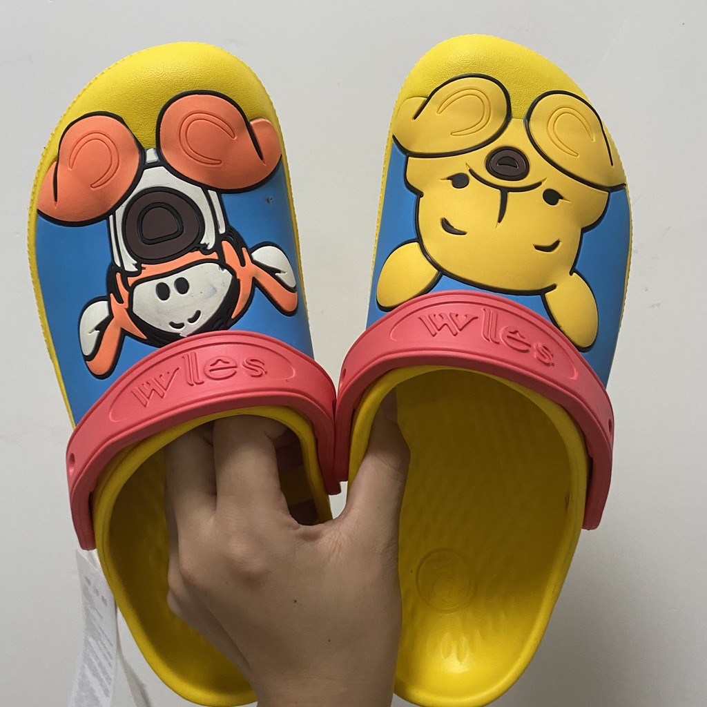 Dép Crocs Đi Biển Mùa Hè Hình Gấu Pooh Kích Thước 31-41 Cho Nữ