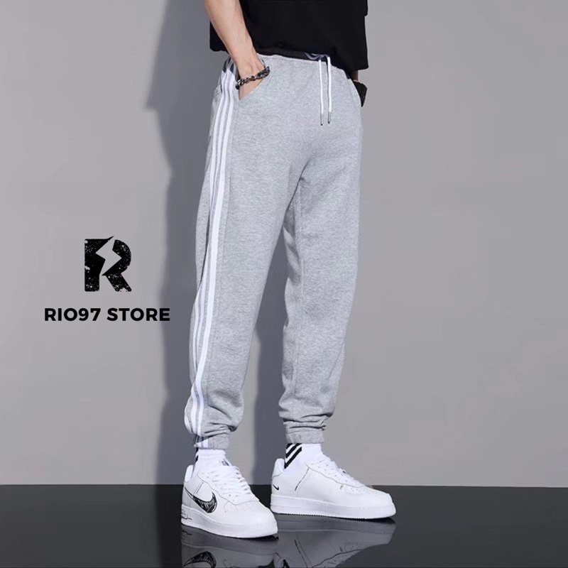 Quần Jogger 3 Sọc Trơn Basic Ống Rộng Nam Nữ Style Fashion Năng Động Thể Thao RIO97 STORE