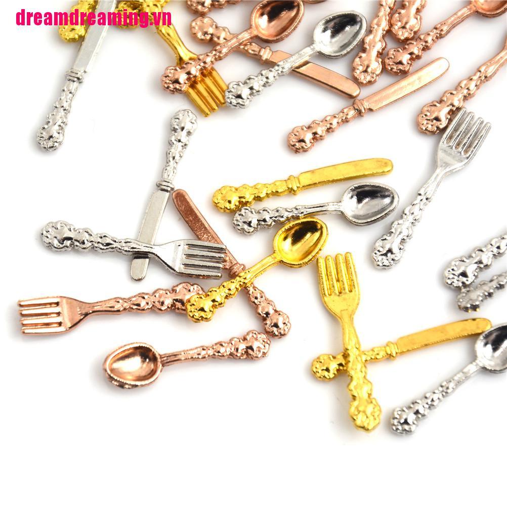 Bộ 12 Món Đồ Chơi Nhà Bếp Cho Búp Bê Tỉ Lệ 1: 12