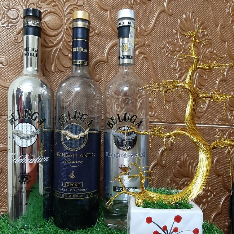 Vỏ chai rượu ngoại BELUGA