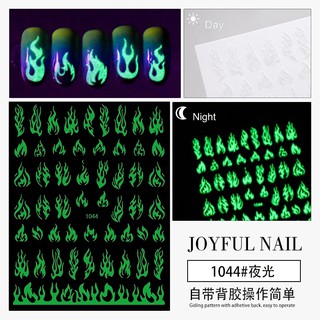 sticker dán móng tay dạ quang mẫu mới