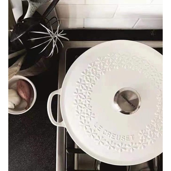Nồi gang Le Creuset - Màu trắng