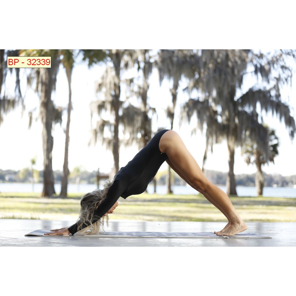 Tranh lụa 3d trang trí chủ đề Yoga Thước 1,5m x 2m YOGA 3