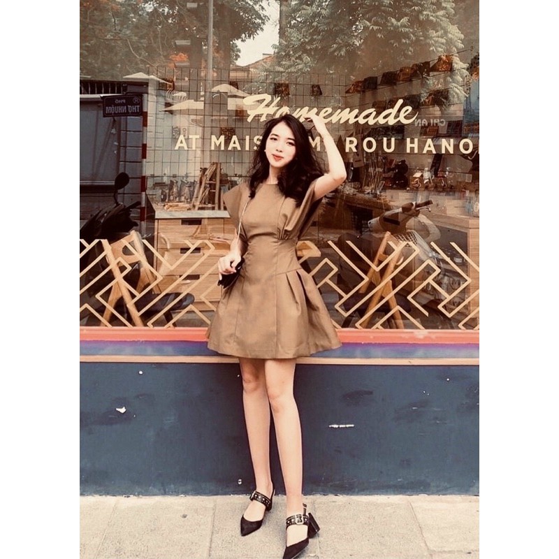 Đầm váy nâu tay bèo