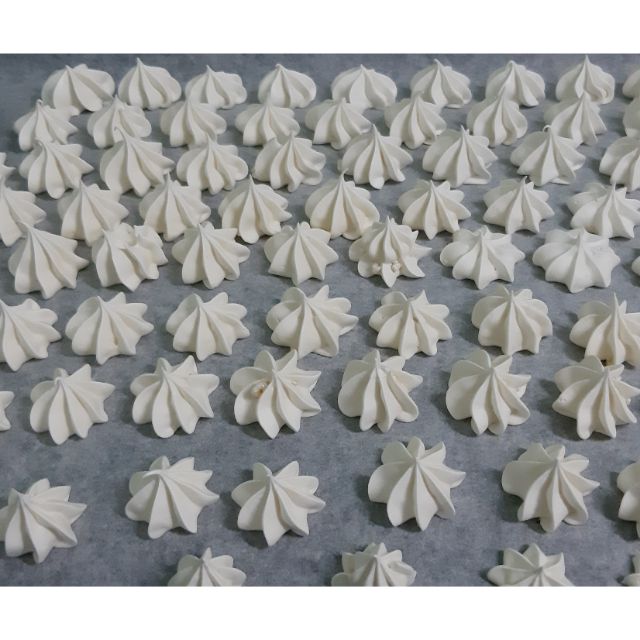 210g Bánh nụ hôn meringue