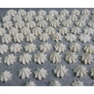 135g Bánh nụ hôn meringue