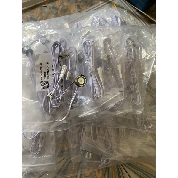 Cảm biến vẫy tay ,đóng mở , cảm biến chạm 12v bật tắt đèn led nội thất , led thanh nhôm  d