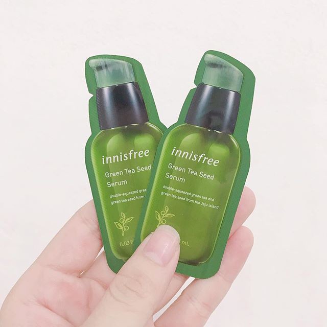 Sample 1ml Tinh chất dưỡng ẩm cô đặc từ Dầu hạt trà xanh Green Tea Seed Serum Innisfree | BigBuy360 - bigbuy360.vn