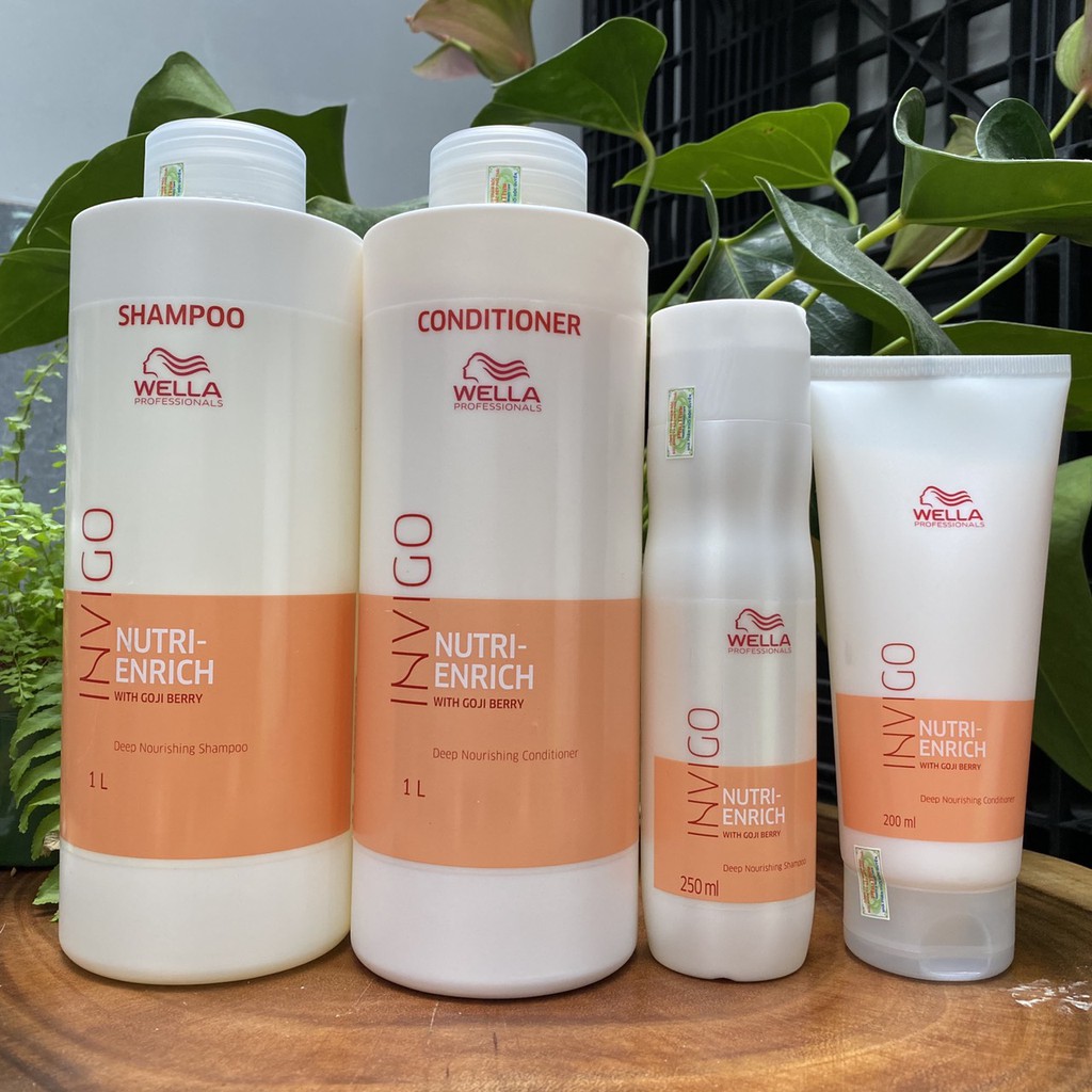 Dầu xả tăng cường dưỡng chất Wella INVIGO Nutri Enrich Deep Nourishing Conditioner 1000ml