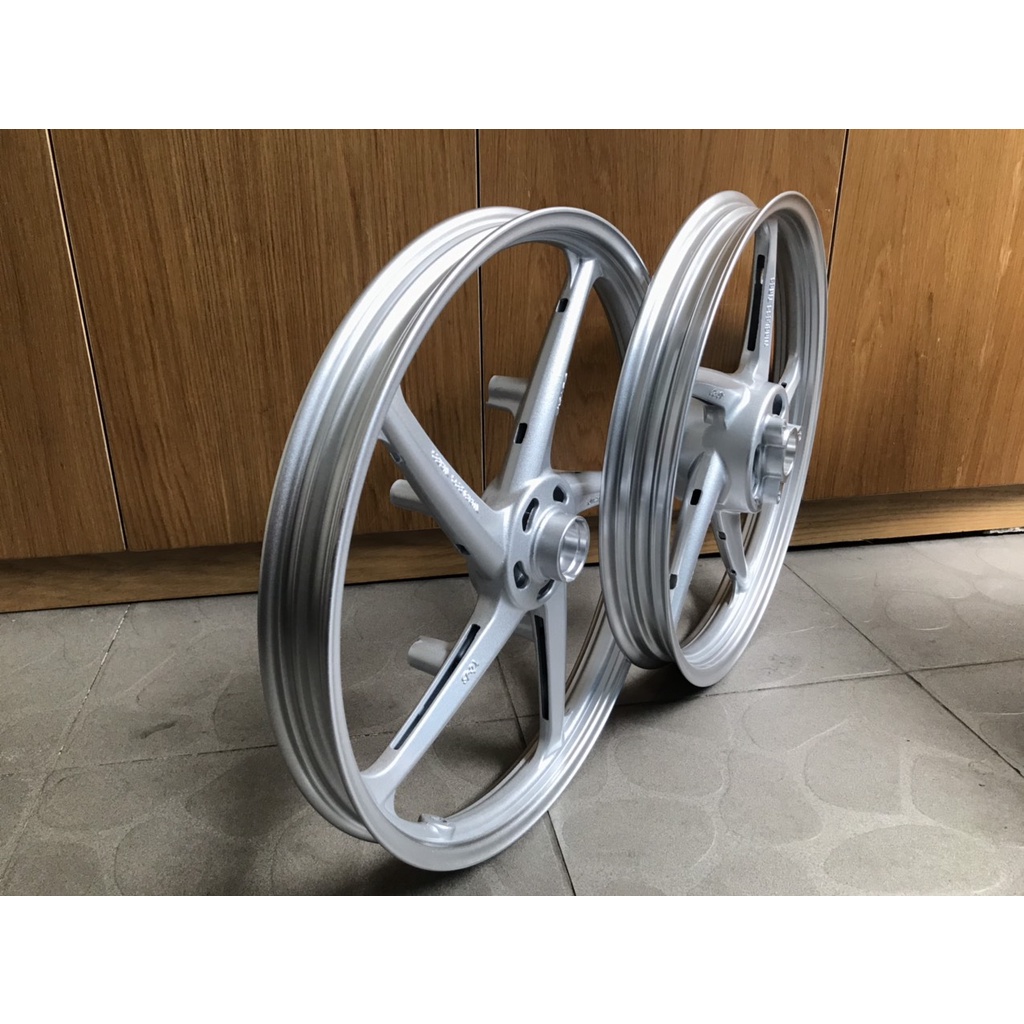 MÂM VÀNH ĐÚC 5 CÂY KIỂU NHƯ RCB RAIDER SATRIA VÀ DÒNG XE ĐỘ LÊN ĐĨA LỚN ZIN THEO XE KHÔNG CHẾ CHÁO