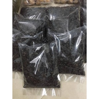 Hạt bí đen (chưa rang chín)