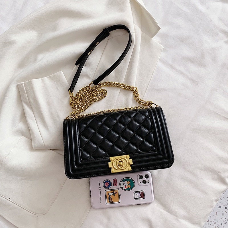 Túi xách nữ dáng hộp / túi xách boy khoá đep dây xích pha da hot G761 - OK SHOP