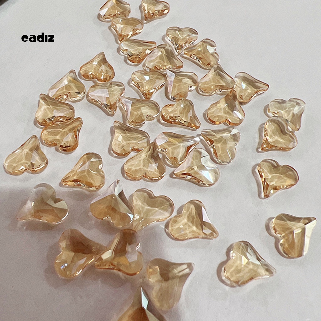 Hạt Kim Sa Hình Trái Tim Trang Trí Móng Tay Kính