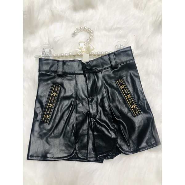 Quần da cho bé  gái