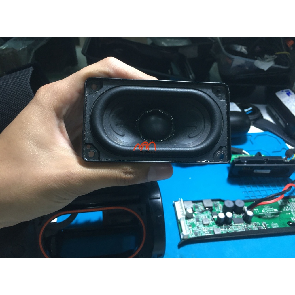 Thay pin loa JBL charge 4 chính hãng