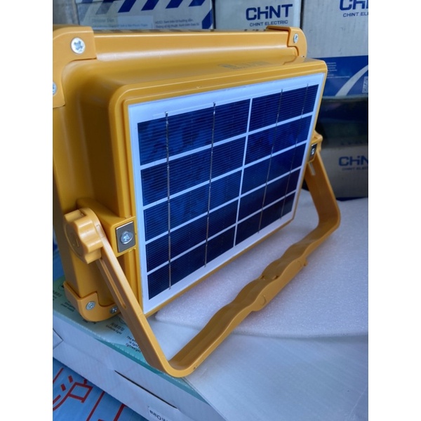 Đèn pha năng lượng chống nước D6-D7-D8-D10-D11