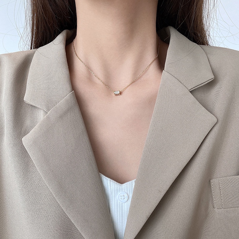 Dây chuyền unisex Her Accessories vòng cổ mặt trụ tròn dáng mảnh xinh xắn C34