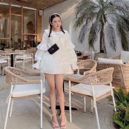 Áo sơ mi kiểu croptop cúc vàng  bèo kép phía trước