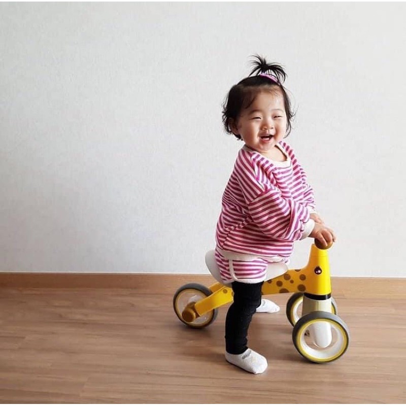 xe Xe chòi chân cho bé Xizanbaby Hươu cao cổ so-cu-te dành cho bé 1-3 tuổi