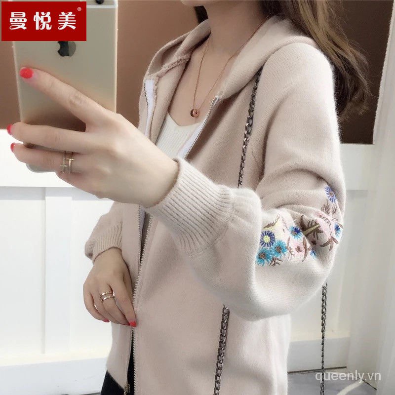 Áo khoác cardigan dệt kim có mũ trùm đầu màu đỏ nóng mùa xuân thu phong cách Hàn Quốc cho nữ