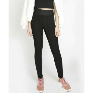 QUẦN LEGGING GÂN TRƯỚC ZZA