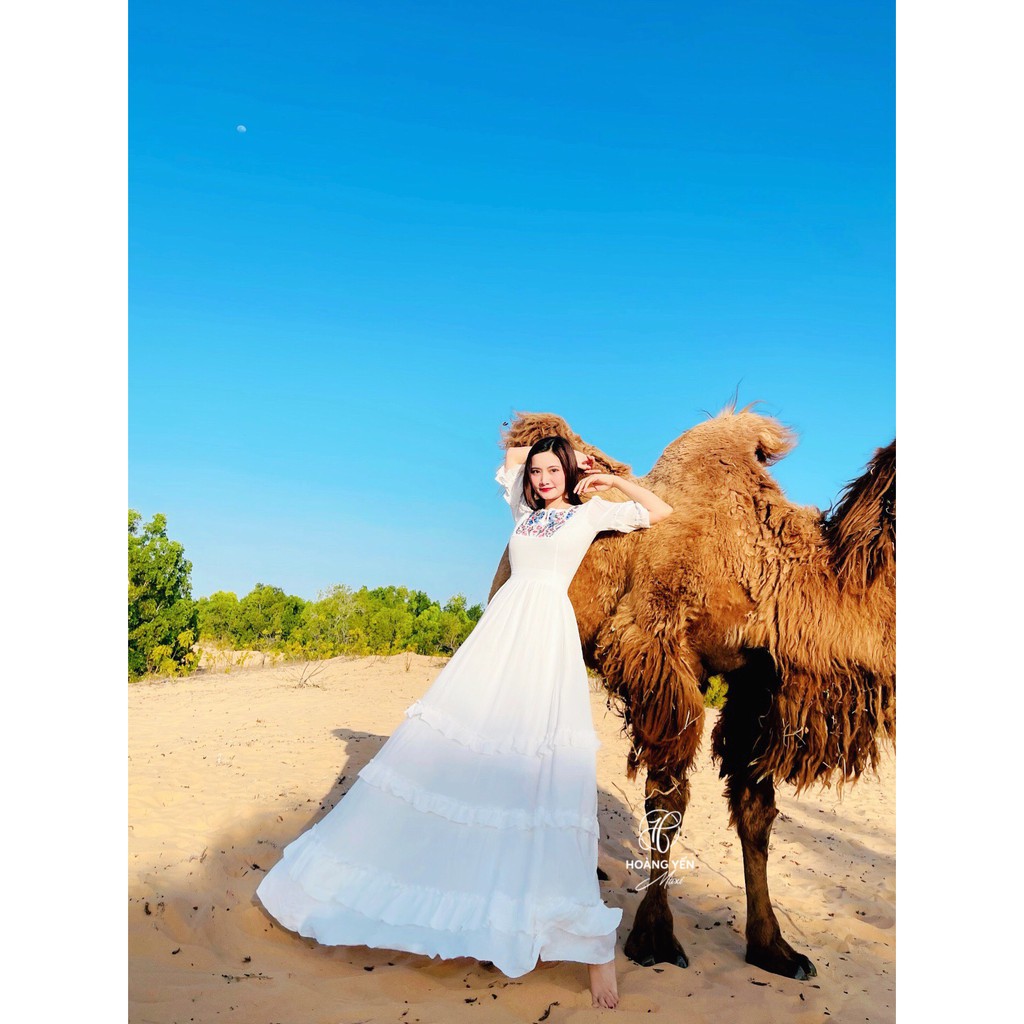 Đầm maxi đũi trắng thổ cẩm phối bèo 3 tầng tay lỡ boho du lịch, sống ảo siêu xinh | BigBuy360 - bigbuy360.vn