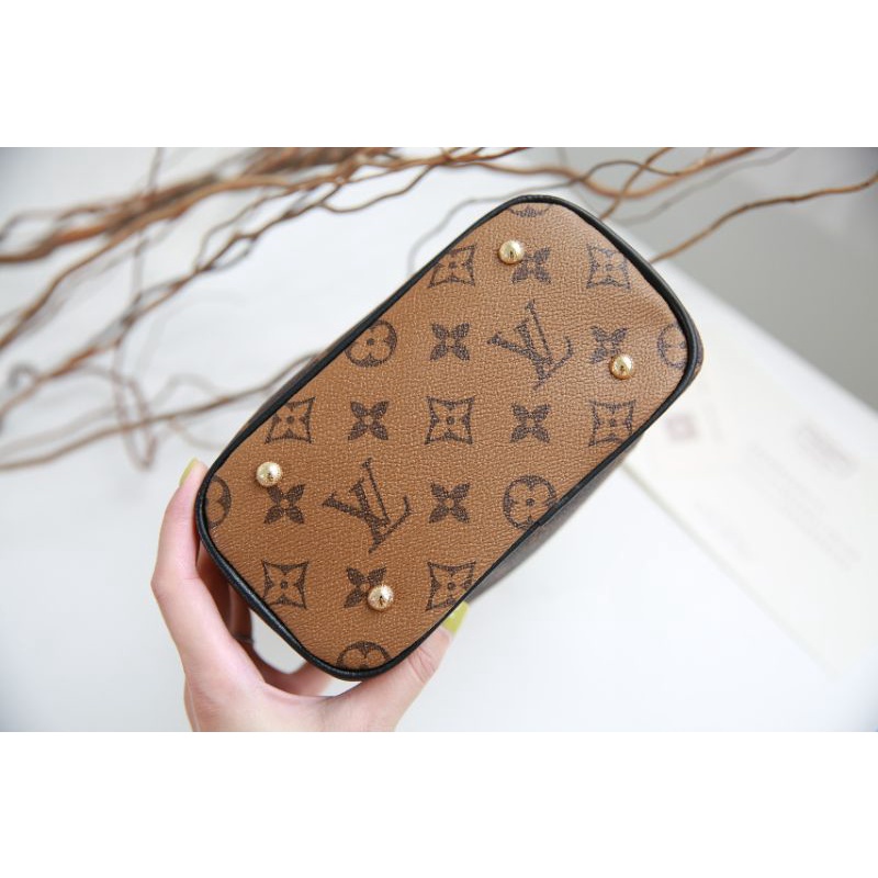 Túi xách nữ LV dáng cốp sz19cm họa tiết hãng chất da dày dặn fullbox