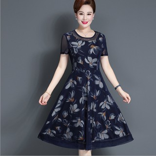 Váy đầm cho mẹ trung niên