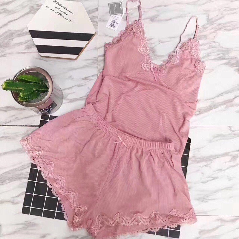 Đồ ngủ sexy / ĐỒ NGỦ 2 DÂY VIỀN REN, CHẤT LIỆU THUN BORIP CAO CẤP, KÈM QUẦN ĐÙI SIÊU DỄ THƯƠNG, FREESIZE DƯỚI 60kg Sexy_ | BigBuy360 - bigbuy360.vn