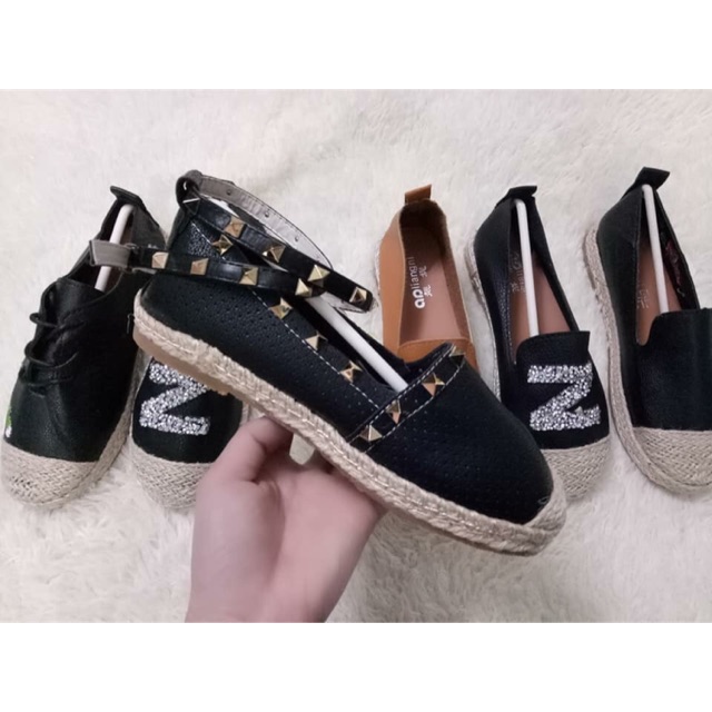 Slip on cói đinh