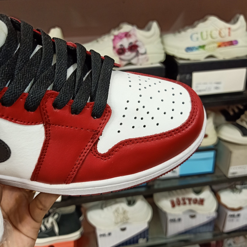 Giày Jordan 1 Cổ Cao Chicago | BigBuy360 - bigbuy360.vn