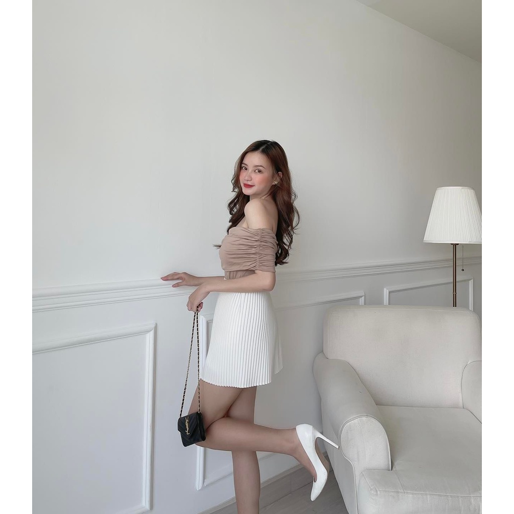 Áo Crop NhúnThun Trễ Vai