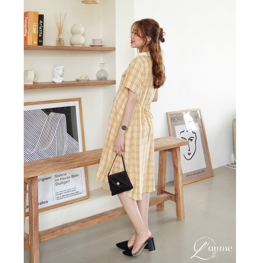 Đầm bầu công sở Iris Dress họa tiết kẻ caro dáng chứ A có cúc tiện lợi cho bé tuti thiết kế bởi LAMME