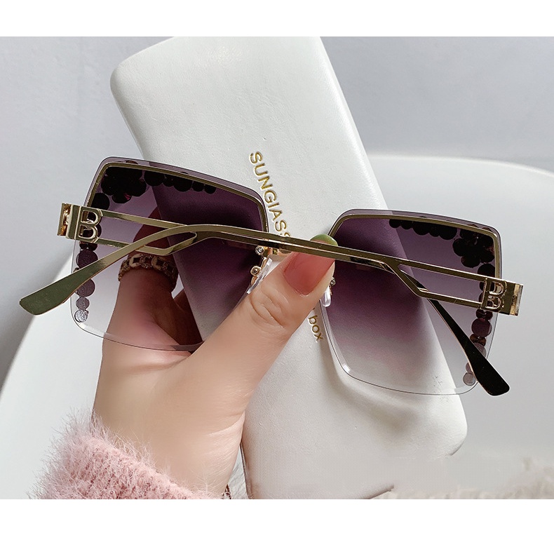 Kính Râm Oversized Không Gọng Đính Kim Cương Giả Tinh Tế Cho Nữ