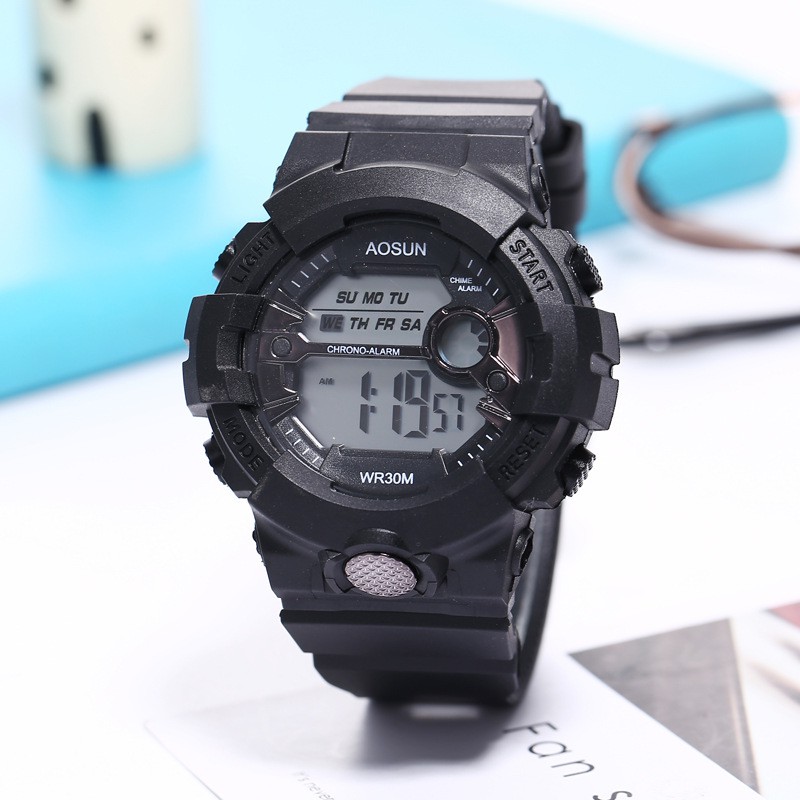 Đồng hồ điện tử đen DH492 shop Ny Trần chuyên đồng hồ thể thao