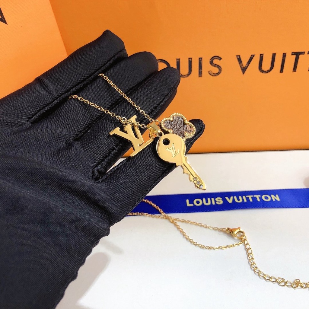LOUIS VUITTON Vòng cổ Mặt Chữ LV LV Đơn Giản Thời Trang Phong Cách Hàn Quốc