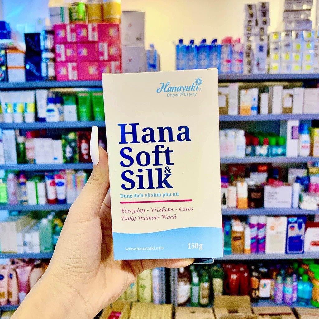 Dung dịch vệ sinh phụ nữ Hana Soft &amp; Silk Xanh và Hồng 150gr [ CHÍNH HÃNG ]