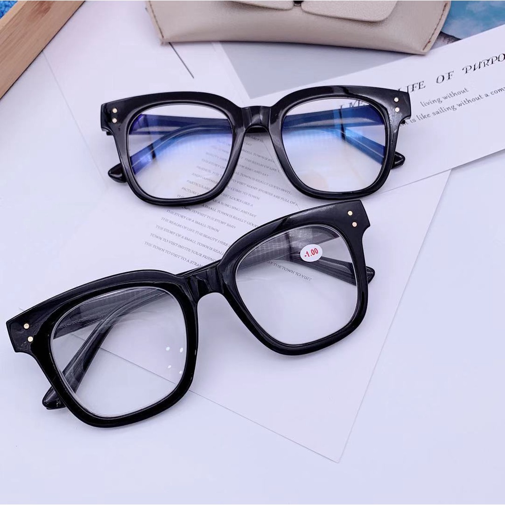 Kính Cận Gọng Tròng Phẳng Thời Trang Cổ Điển