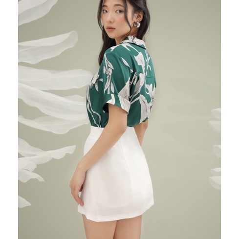 Chân váy chữ A lưng cao dáng ngắn, may hai lớp, chất liệu dày dặn, CLARA MARE Basic Short Skirt SKI4003