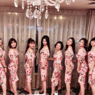ĐẦM BODY HOA TAY PHỒNG