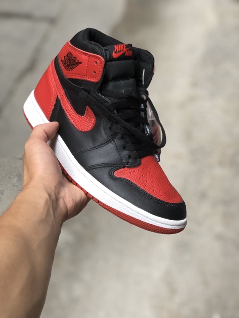 Giày thể thao Jd1 phối màu đen đỏ bred | Ảnh tự chụp