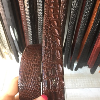 Thắt lưng da cá sấu