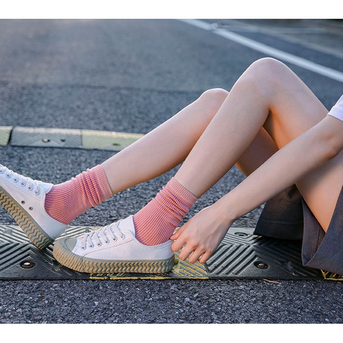 Đôi vớ cotton màu trơn phong cách nhật bản mới cho nữ