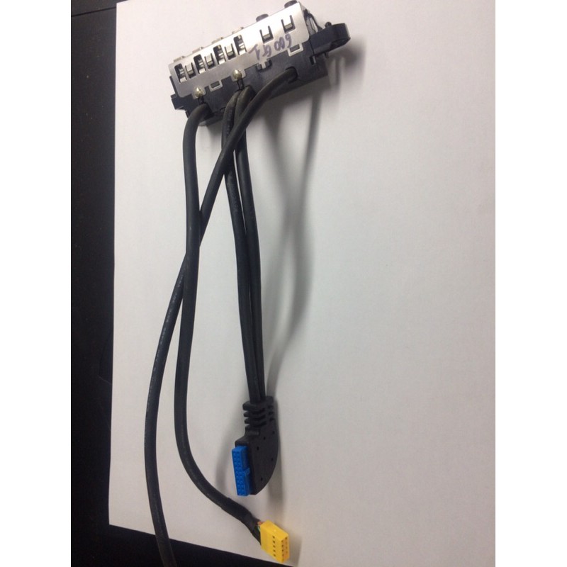 Cổng usb và audio phía trước máy đồng bộ HP DELL