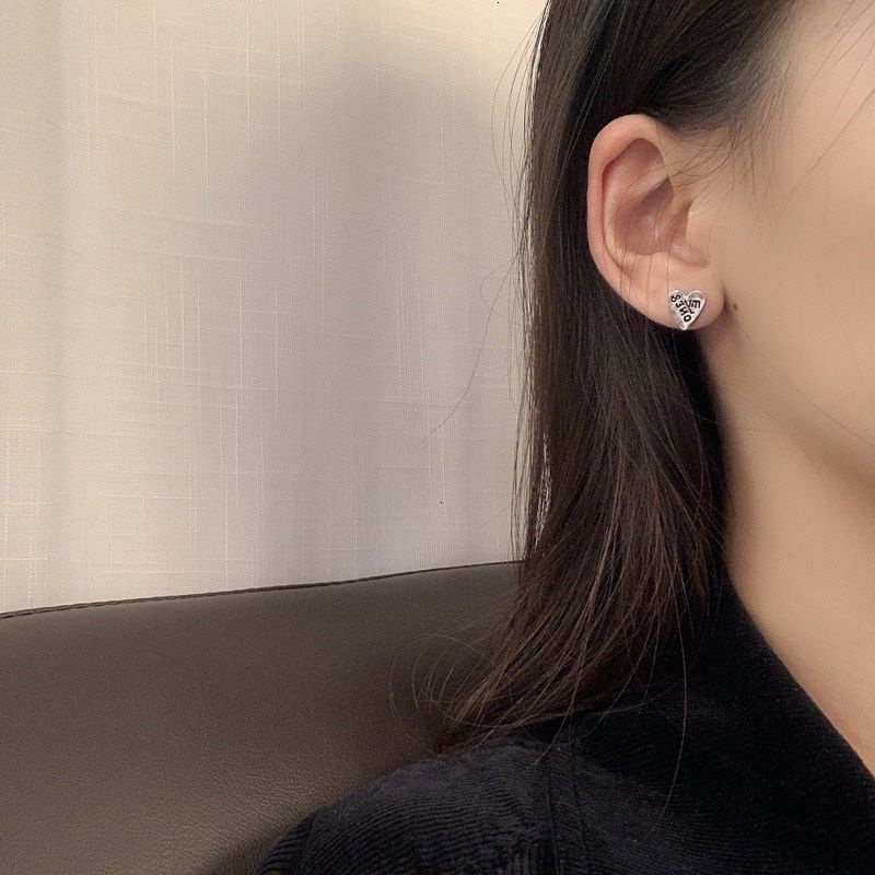 Khuyên Tai Kim Bạc Hình Trái Tim Khắc Chữ Phong Cách Punk Hiphop Thời Trang