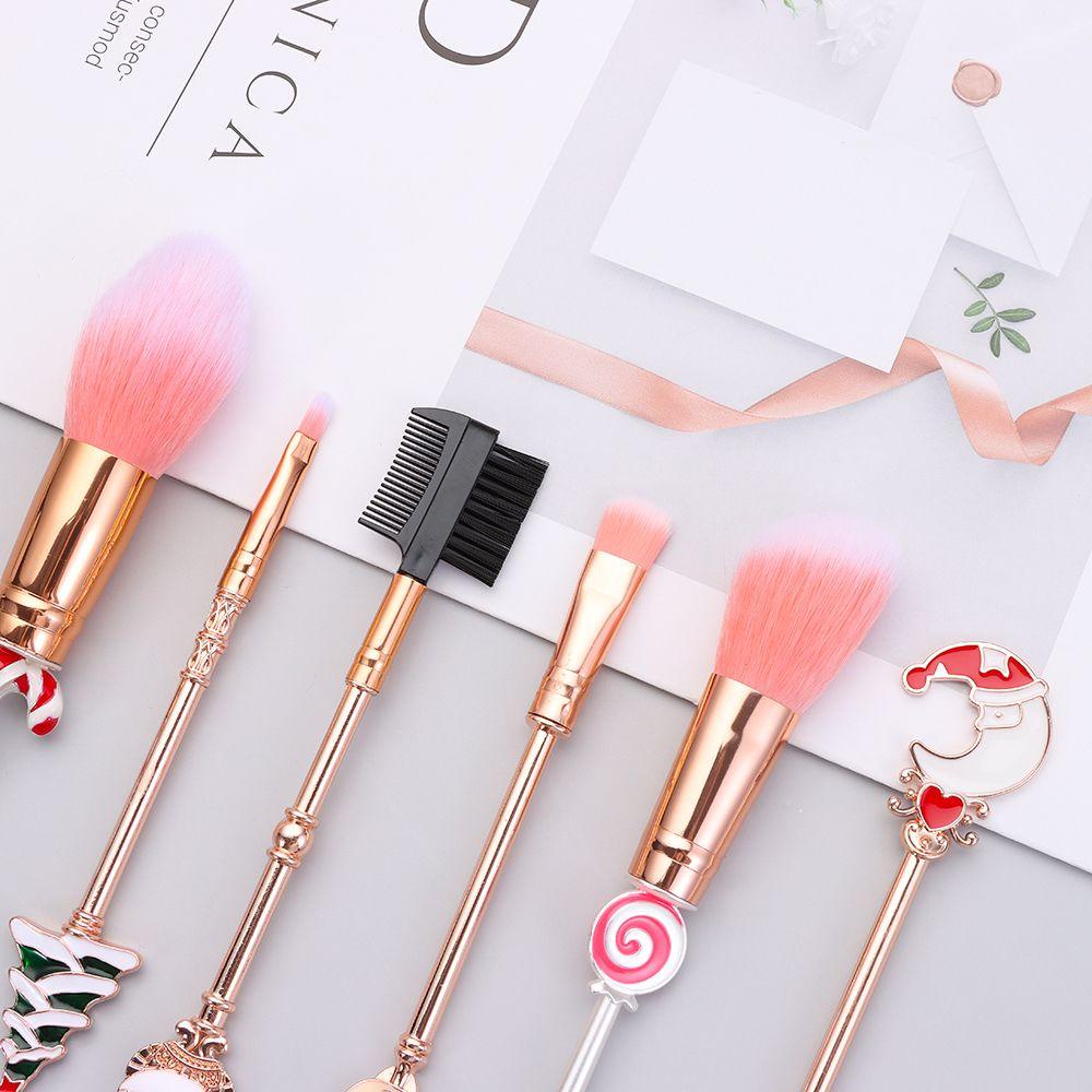 Cọ Trang Điểm Phấn Mắt Họa Tiết Giáng Sinh Dễ Thương